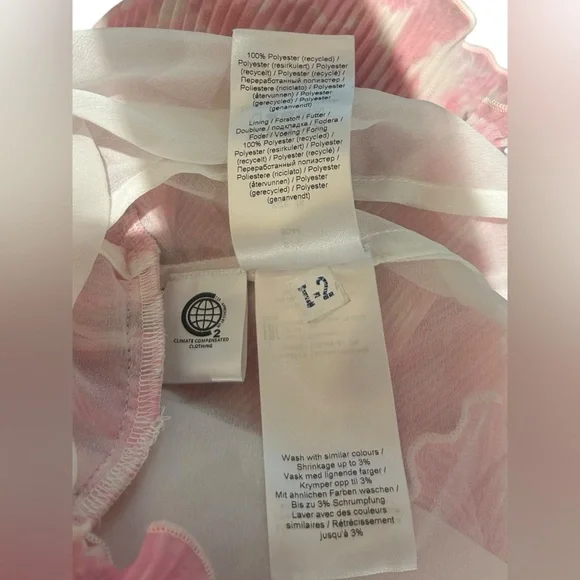 GANNI Pleated Georgette Floral Plisse 3/4 Sleeve Round Neck Tiered Mini Dress - Picture 5 of 5